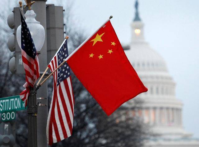 佩洛西怒斥特朗普：又让中国赢了！赖清德连收噩耗，要制裁金砖成员？