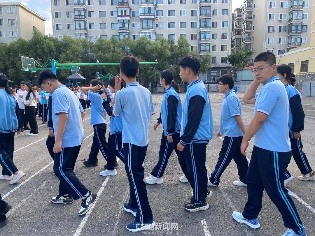 我们，开学啦