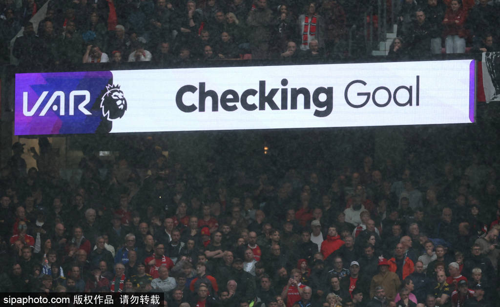 曼联的战术进化：半场2-0领先背后的秘密与未来展望